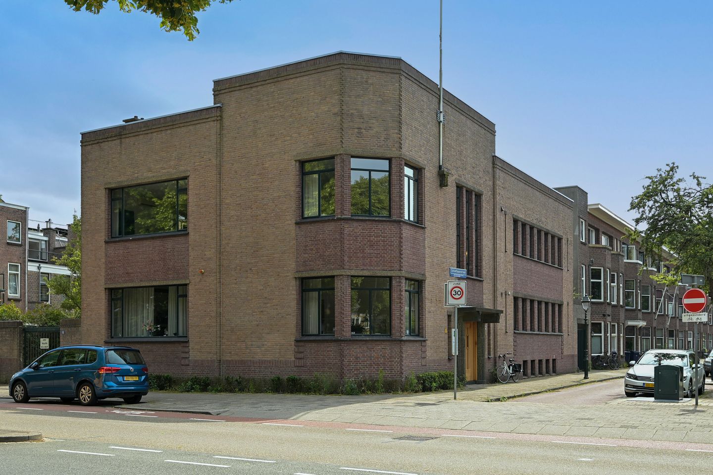 Bekijk foto 1 van Schiefbaanstraat 29