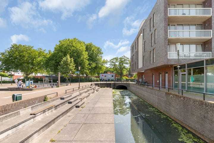 Foto 25 van Wetering 50