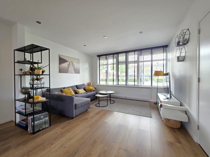 Foto 1 van Veldekelaan 5