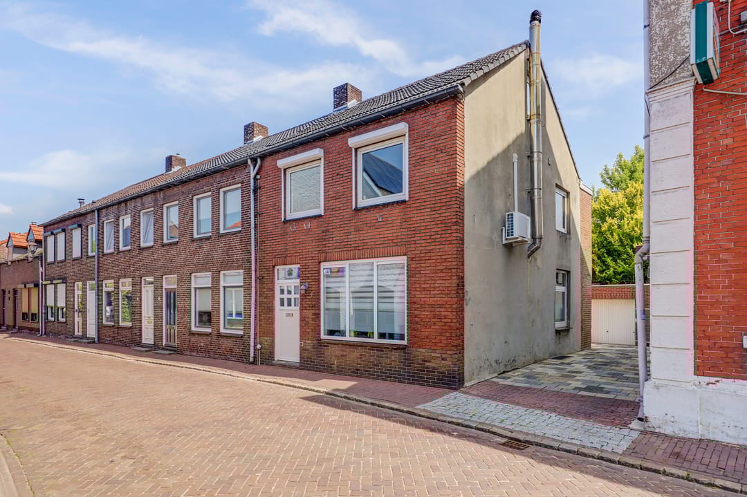 Foto 1 van Maasstraat 4