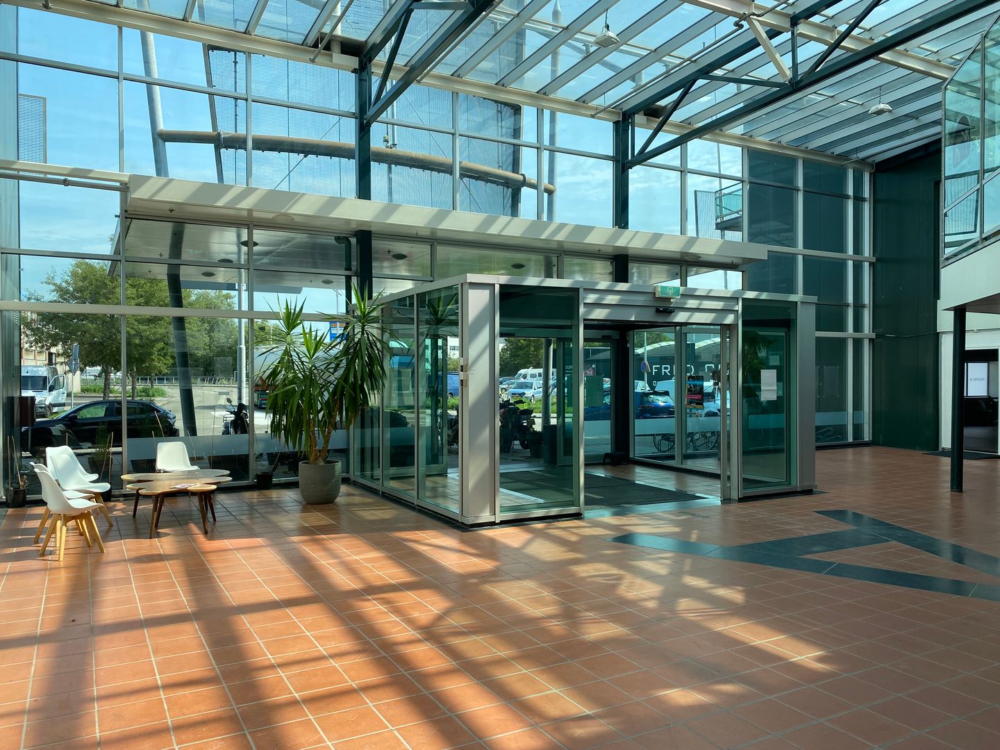 Bekijk foto 2 van Industrieweg 10