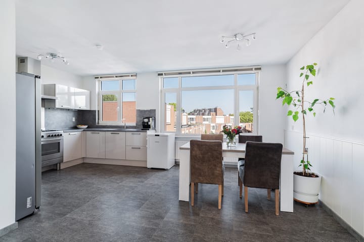 Foto 11 van J. Bosmanstraat 30