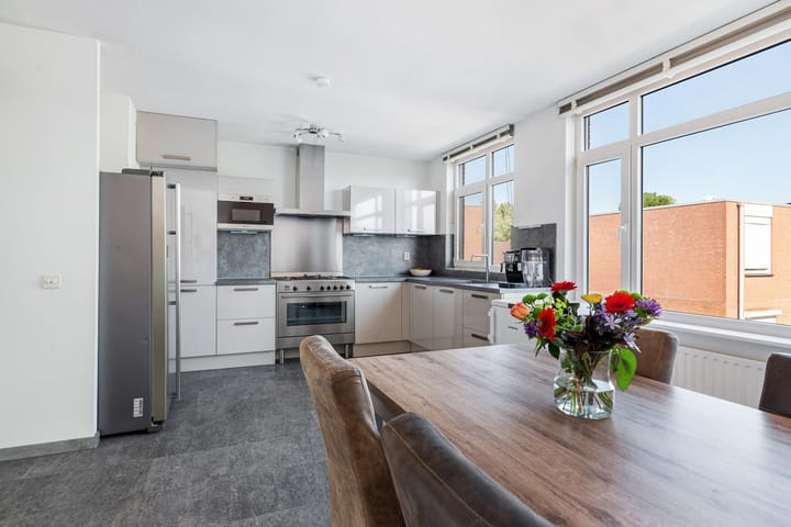 Foto 12 van J. Bosmanstraat 30