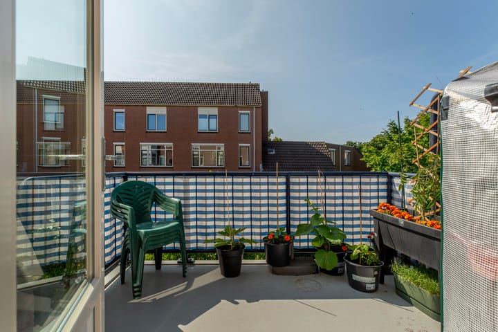 Foto 16 van J. Bosmanstraat 30