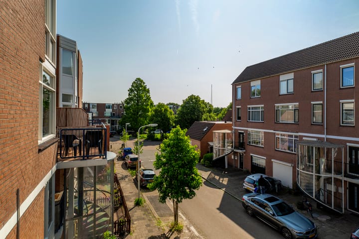 Foto 19 van J. Bosmanstraat 30