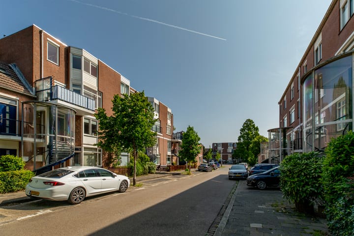 Foto 35 van J. Bosmanstraat 30