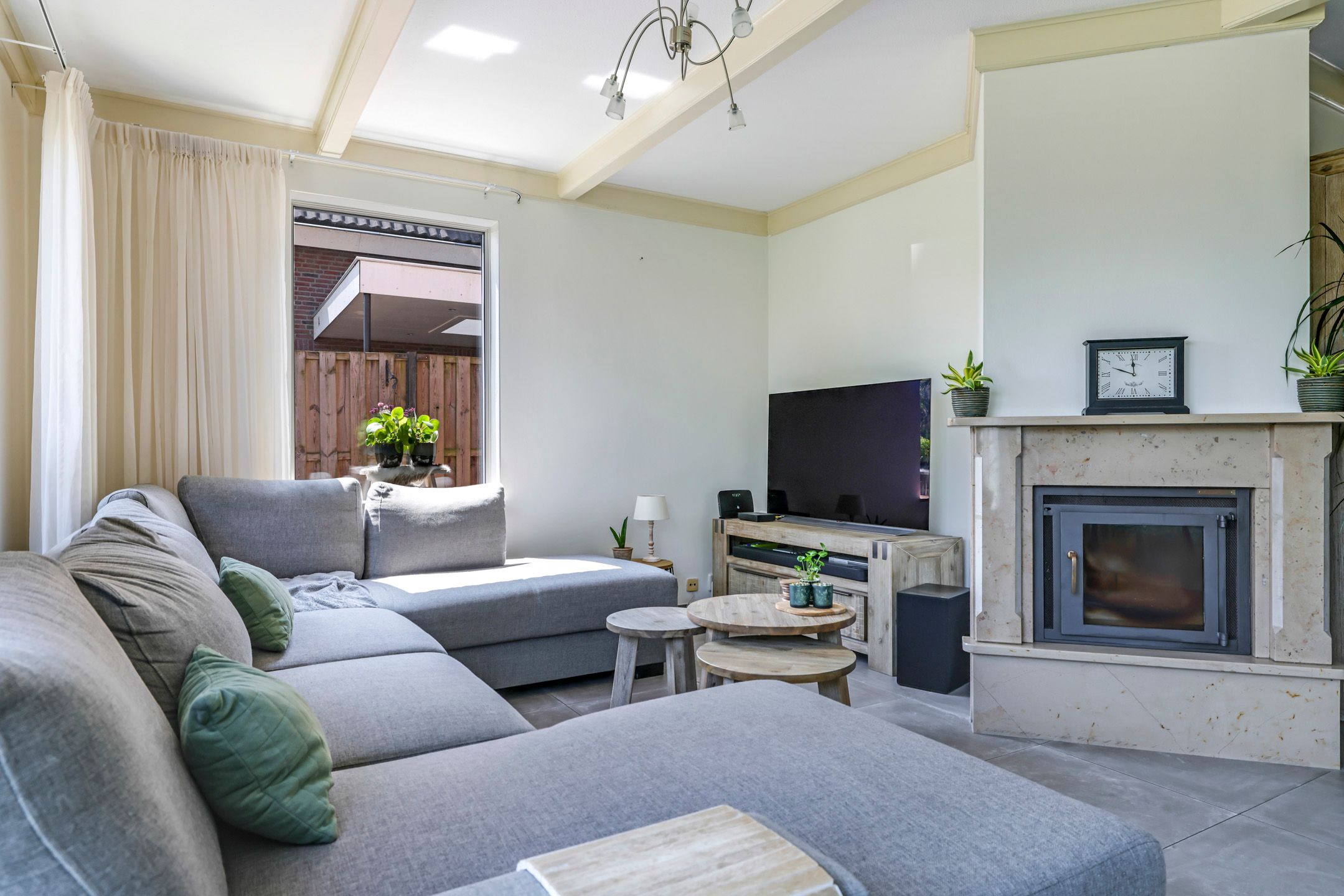 Foto 15 van Sadatstraat 12