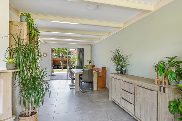 Foto 18 van Sadatstraat 12