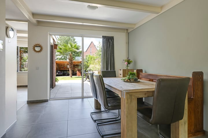 Foto 20 van Sadatstraat 12