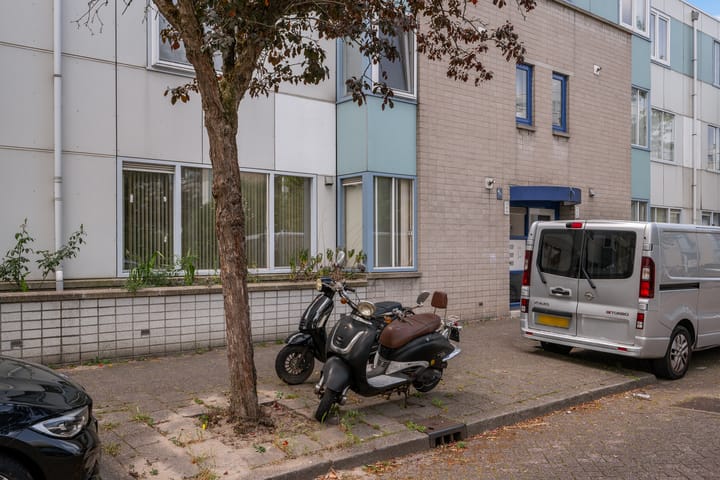 Photo 21 of Stationstraat 49