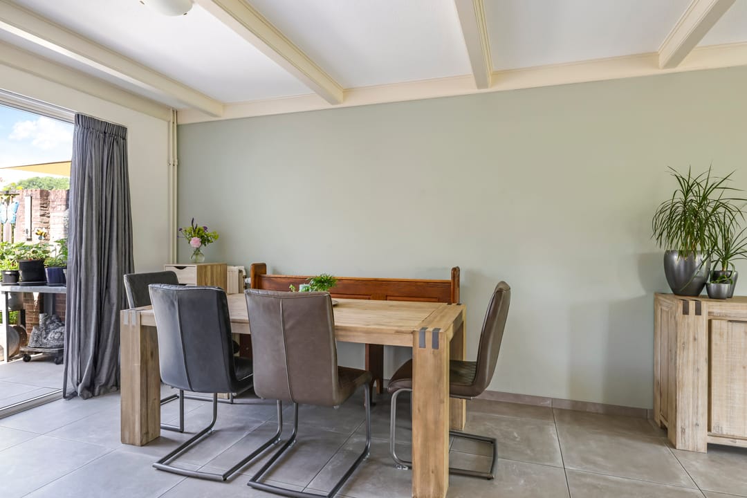 Foto 32 van Sadatstraat 12