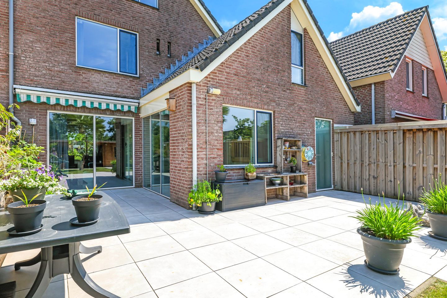 Foto 59 van Sadatstraat 12