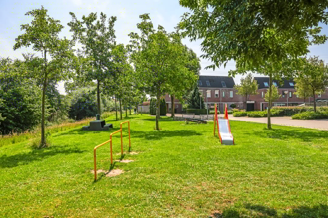 Foto 71 van Sadatstraat 12