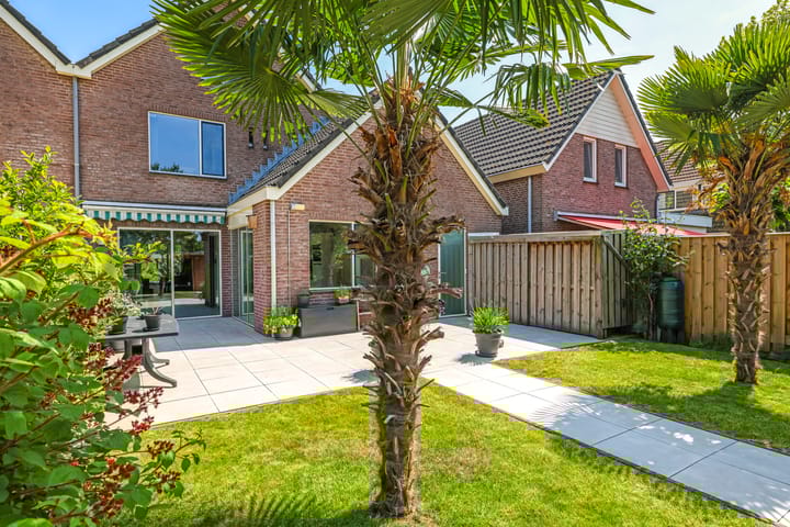 Foto 78 van Sadatstraat 12