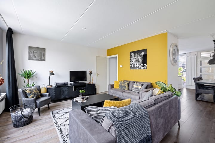 Foto 3 van Tichelkampen 30