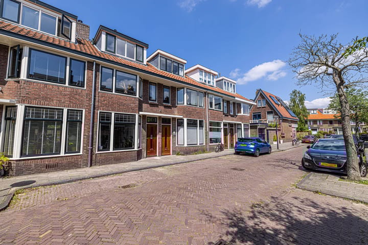 Foto 6 van Van der Hoevenstraat 7