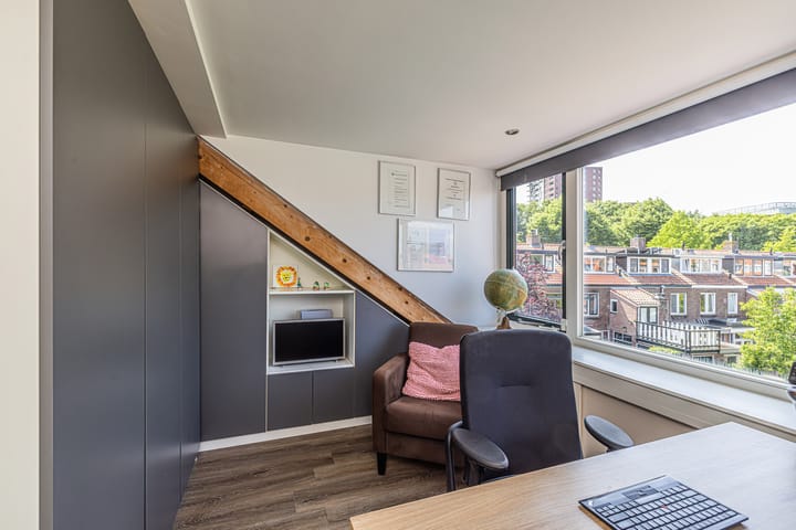 Foto 42 van Van der Hoevenstraat 7