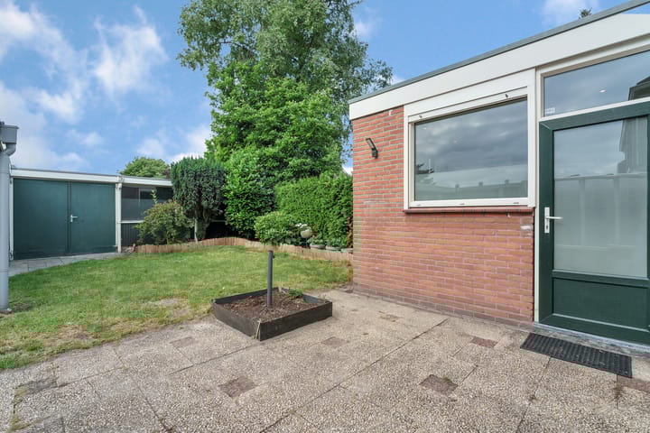 Foto 27 van Johanna van Burenlaan 44