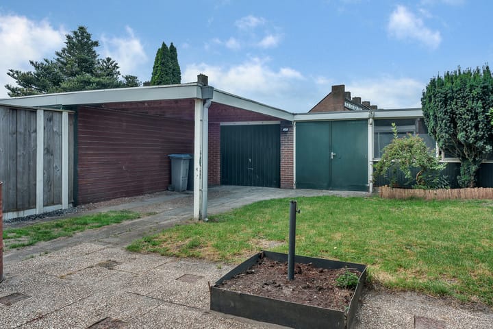 Foto 29 van Johanna van Burenlaan 44