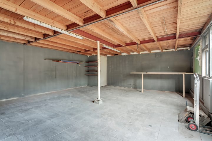 Foto 30 van Johanna van Burenlaan 44