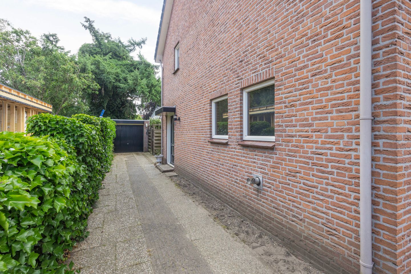 Photo 20 of Stationsstraat 8-B
