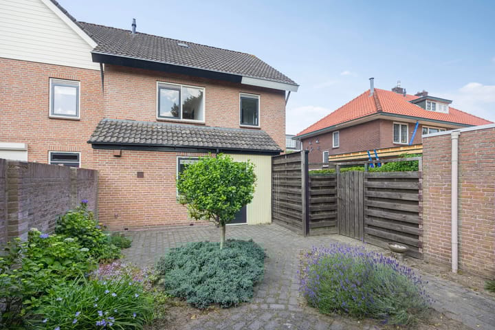 Foto 26 van Stationsstraat 8-B