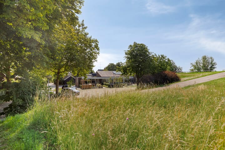 Foto 24 van Schuwacht 216-F