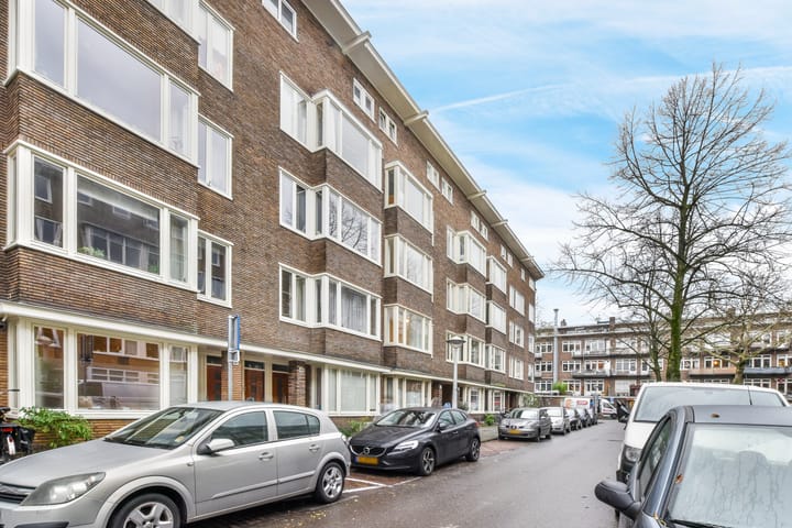 Foto 1 van Esmoreitstraat 51-1