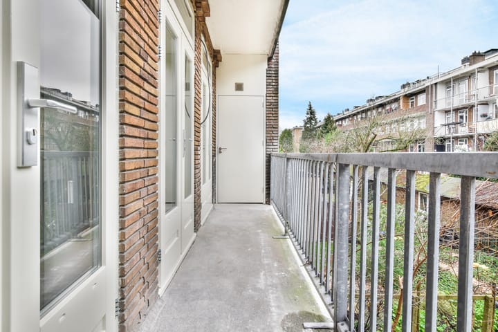 Foto 16 van Esmoreitstraat 51-1