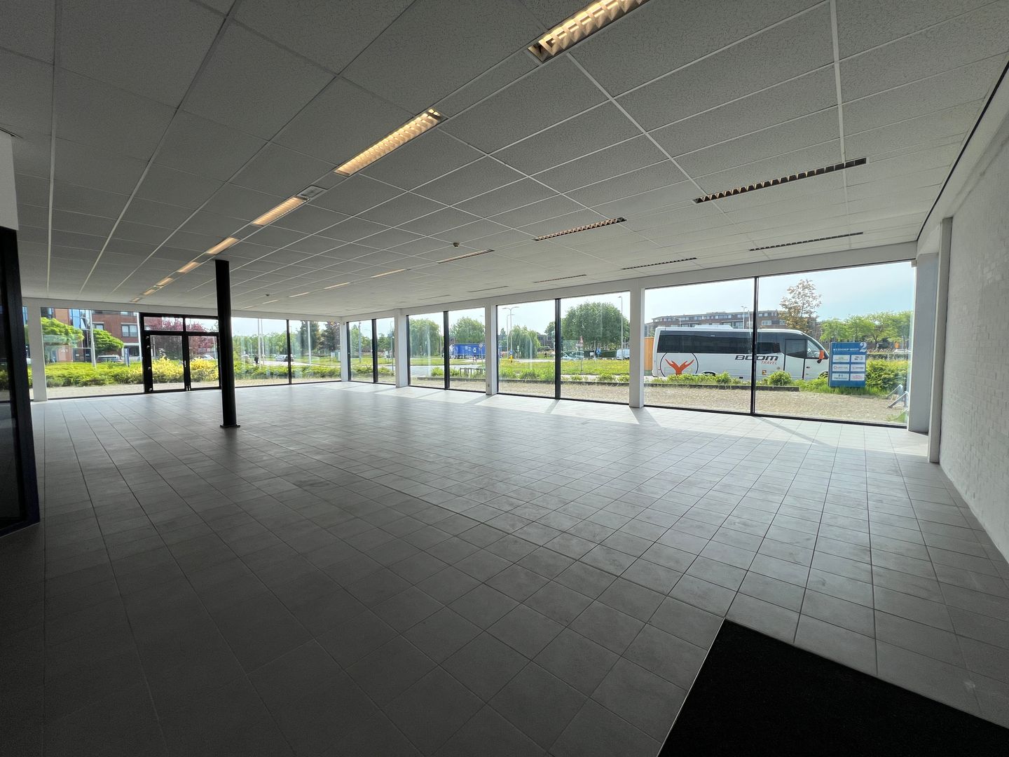 View photo 5 of Bijdorpplein 1