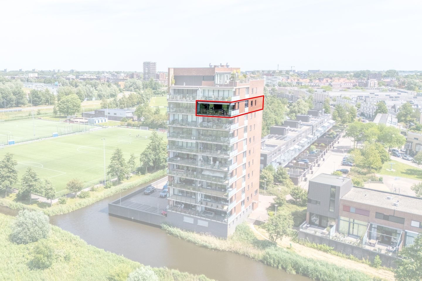 Foto 5 van Bisonstraat 82