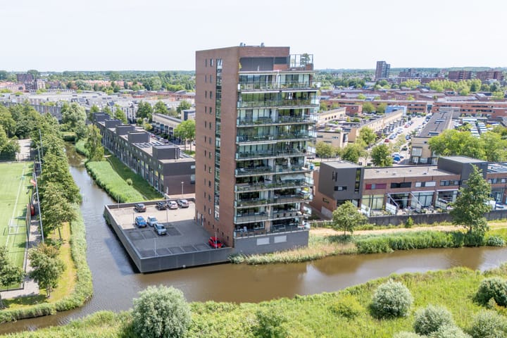 Foto 10 van Bisonstraat 82