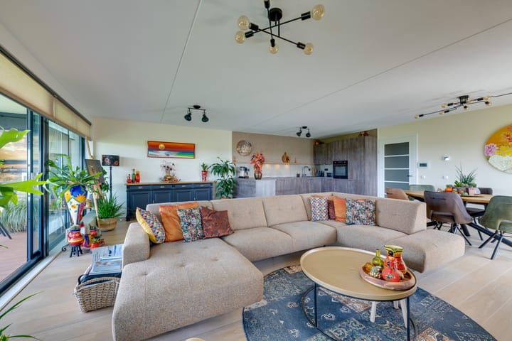 Foto 26 van Bisonstraat 82