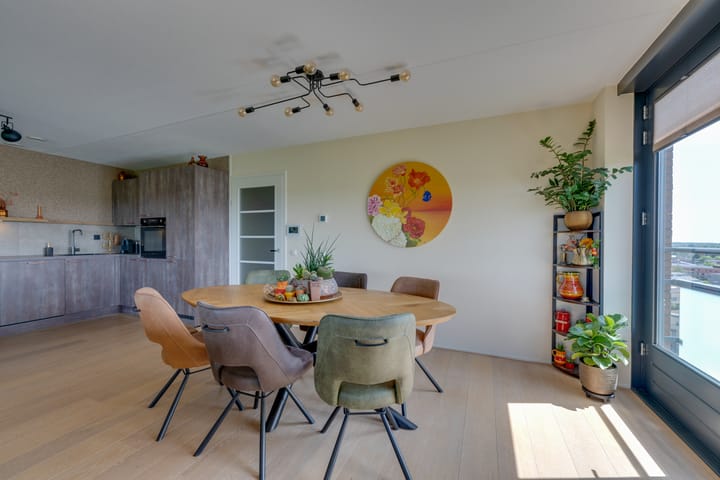 Foto 27 van Bisonstraat 82