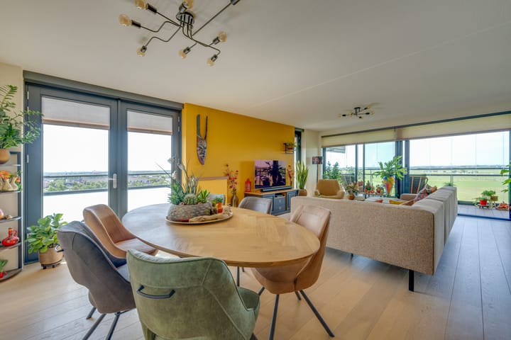 Foto 31 van Bisonstraat 82