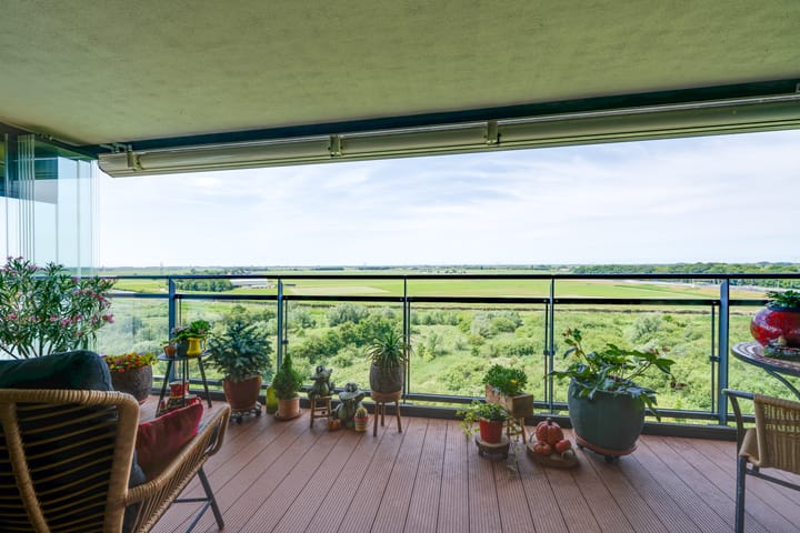 Foto 42 van Bisonstraat 82