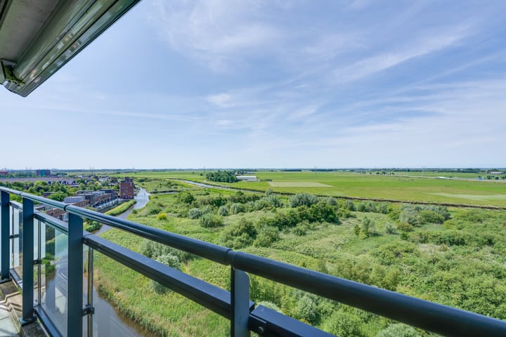 Foto 43 van Bisonstraat 82