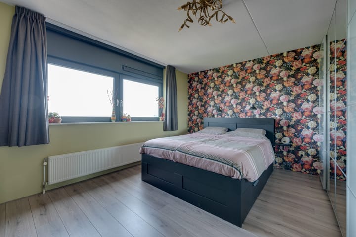 Foto 48 van Bisonstraat 82