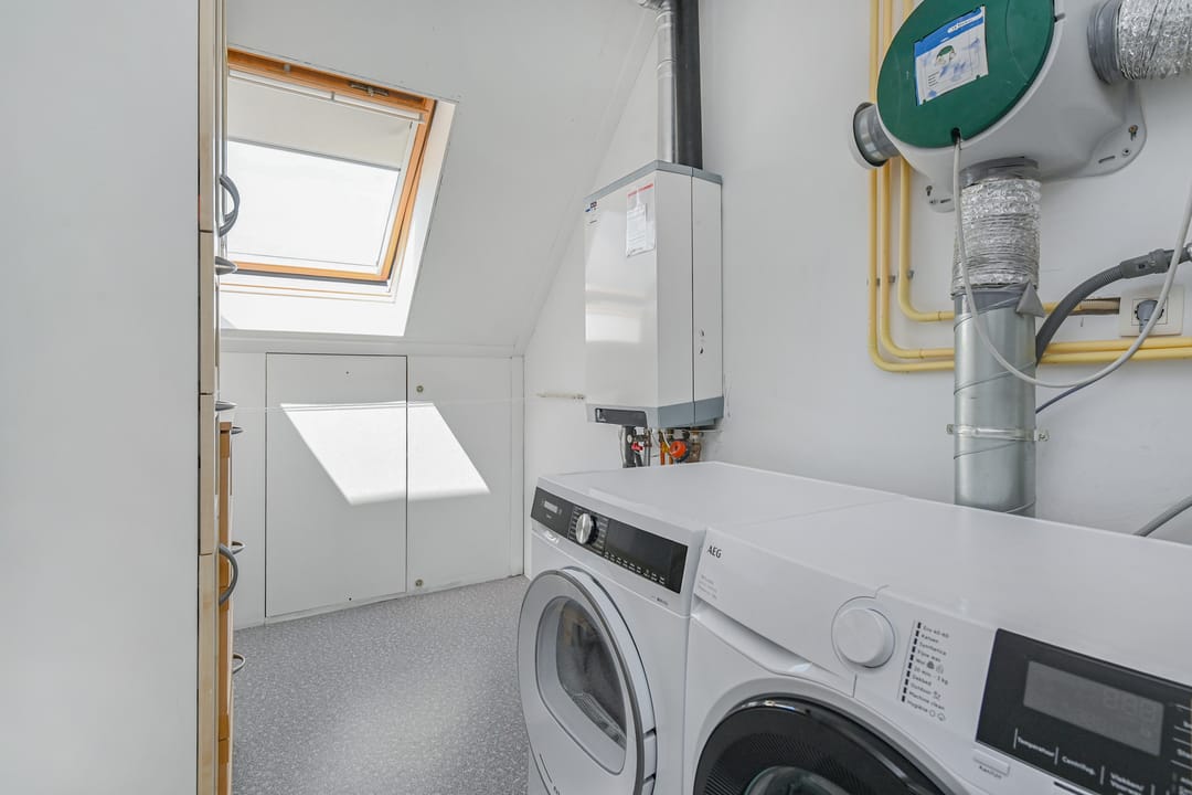 Foto 31 van Simon Carmiggeltstraat 36