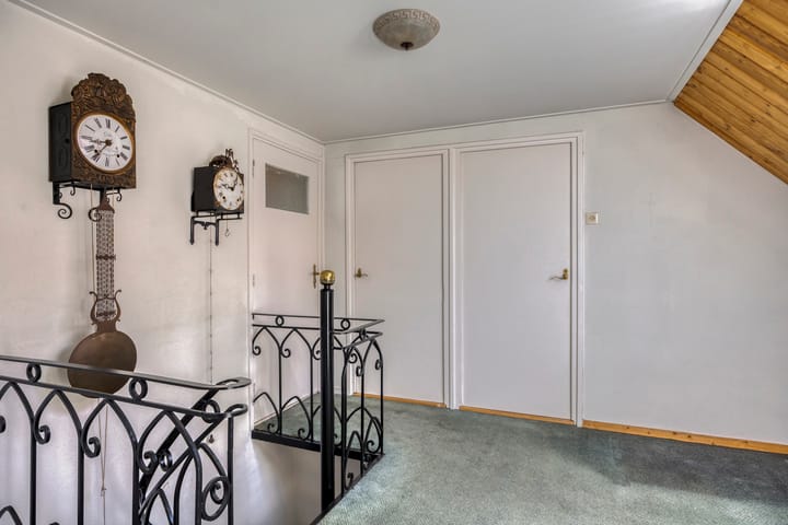 Photo 22 of Gronausestraat 235