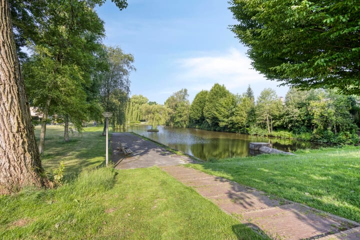 Photo 41 of Gronausestraat 235