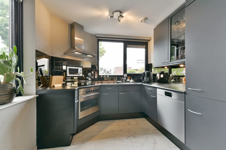 Foto 4 van Frederik van Eedenhove 7