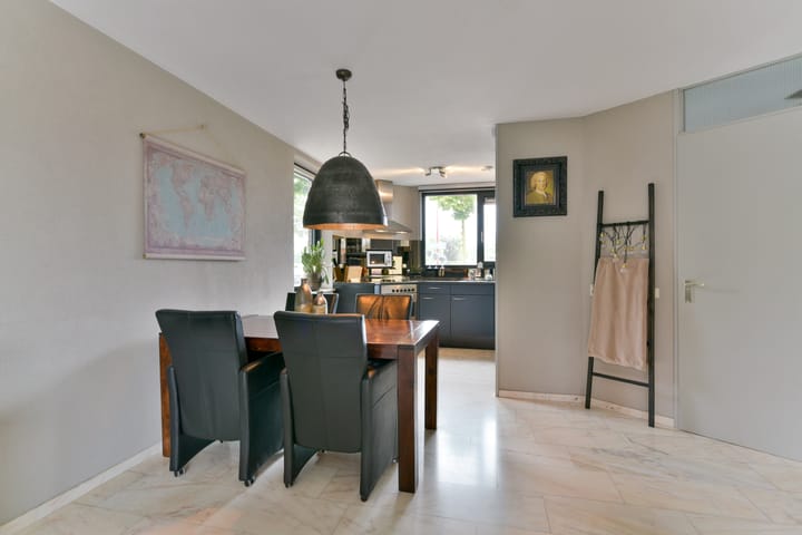 Foto 16 van Frederik van Eedenhove 7