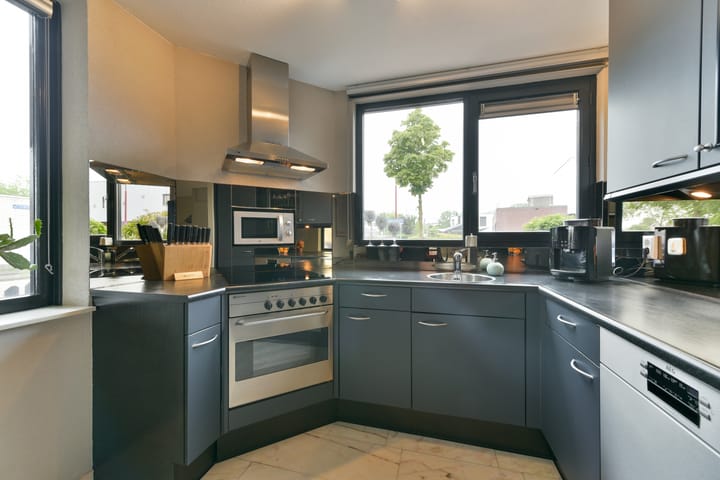 Foto 17 van Frederik van Eedenhove 7