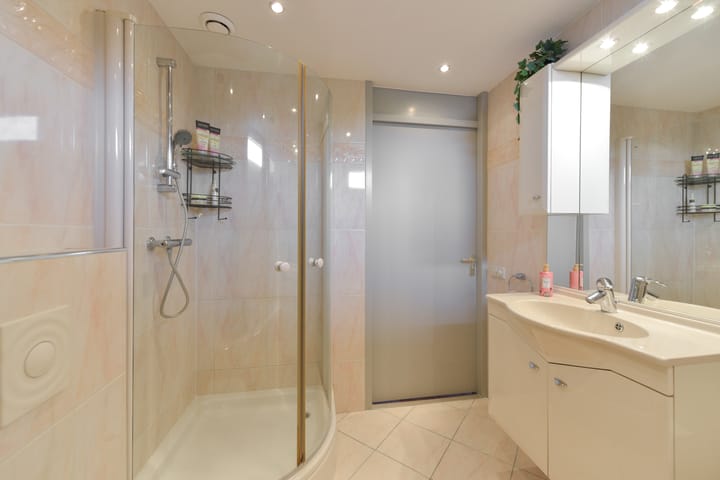 Foto 39 van Frederik van Eedenhove 7