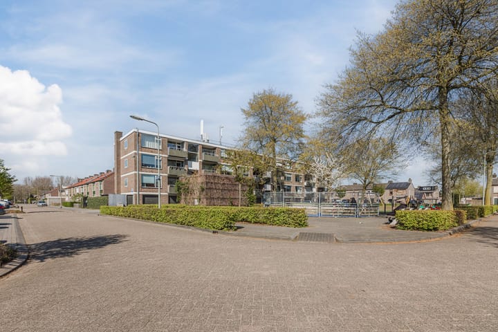 Foto 32 van Burgemeester Ploegmakerslaan 125