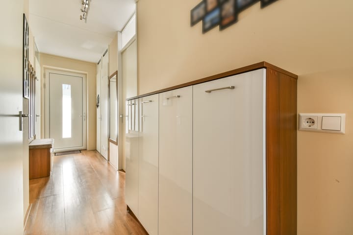 Foto 8 van Piet Mondriaansingel 243