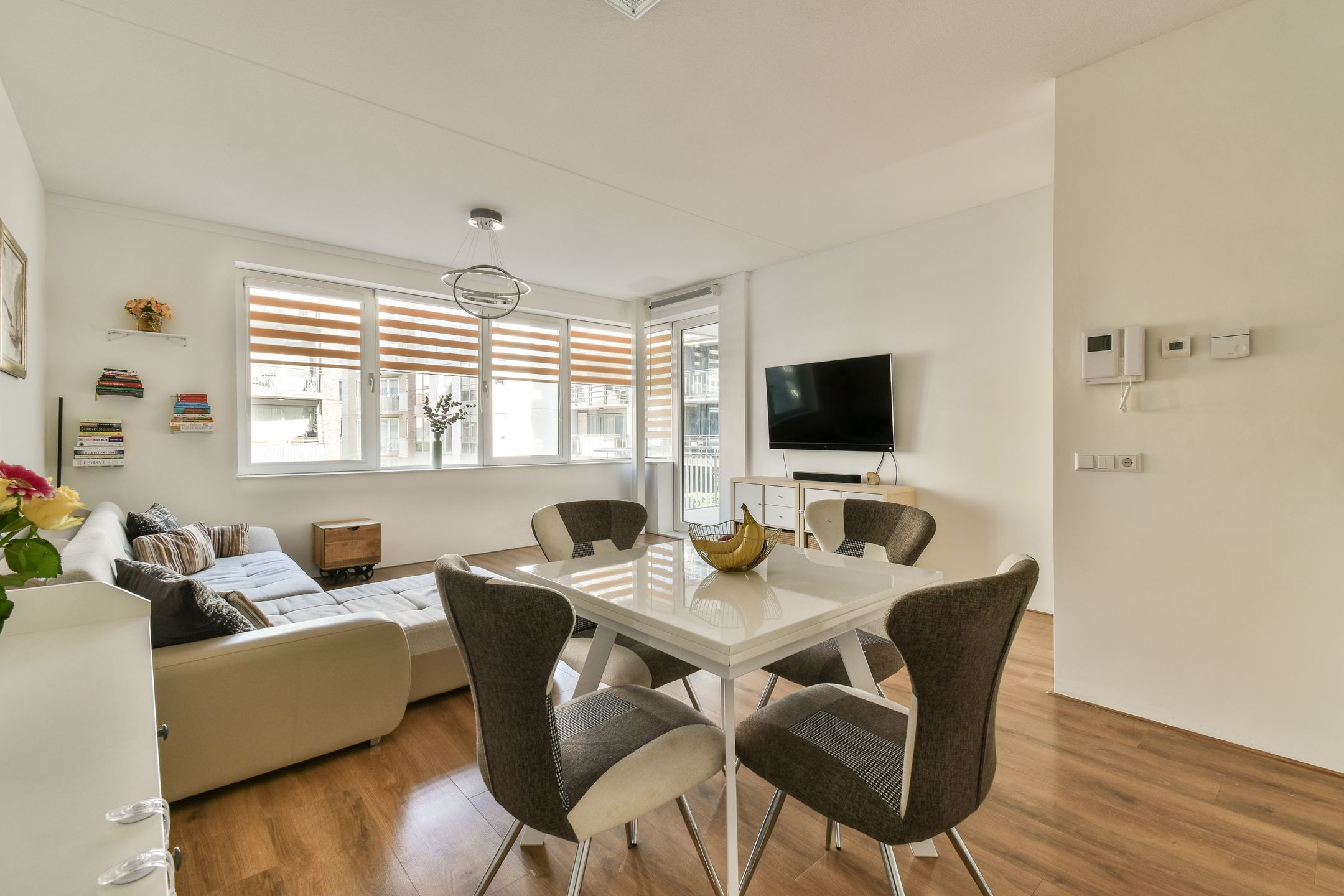 Foto 12 van Piet Mondriaansingel 243