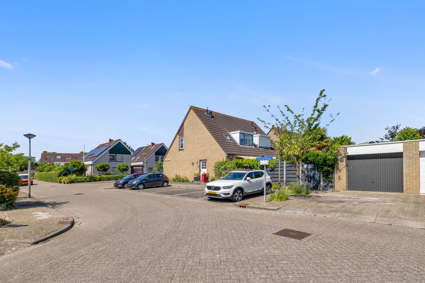 Photo 44 of Beethovenstraat 25