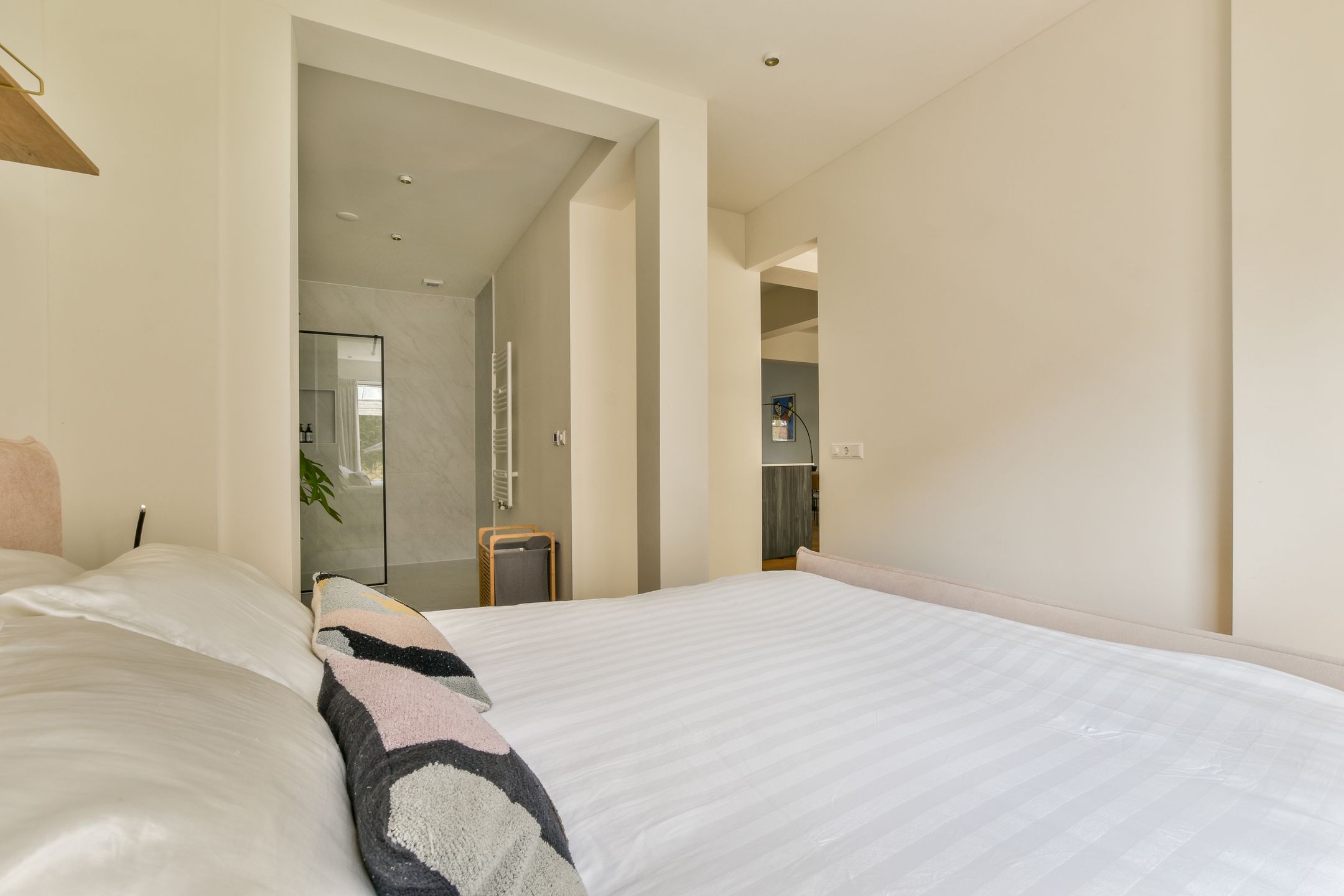 Foto 18 van Hoofdweg 434-H